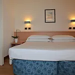 Brandoli Hotell 3*