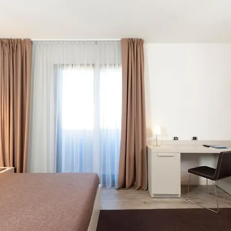 Brandoli 3*