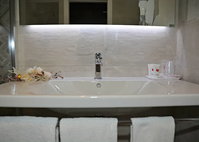 ブランドリ ホテル 3*