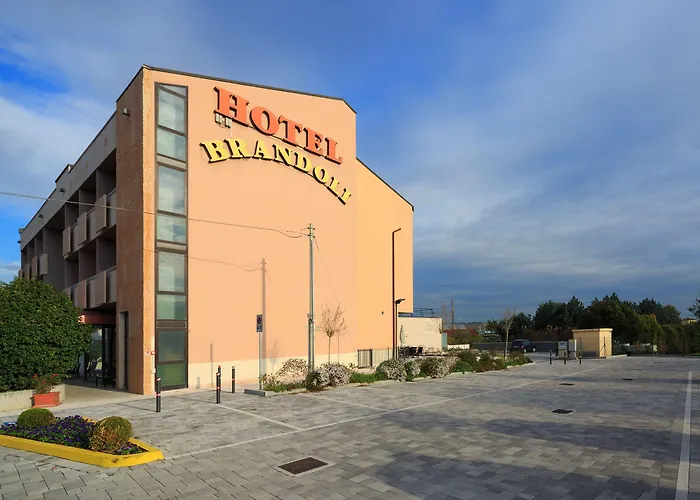 Brandoli Hotel 3*